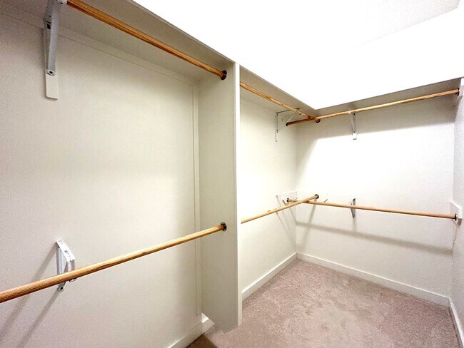 Foto del edificio - Beautiful New Construction Home In a Highl...