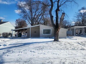 Building Photo - 4009 Kentucky St