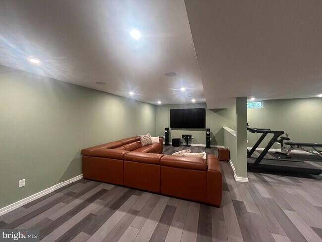 Foto del edificio - 119 St Clair Ct