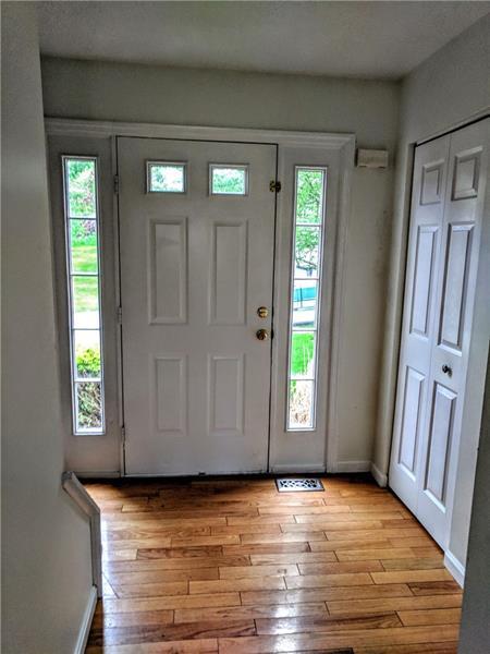 Foto del edificio - 1320 Meadowbrook Dr