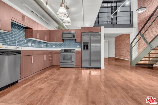 Foto del edificio - 510 S Hewitt St