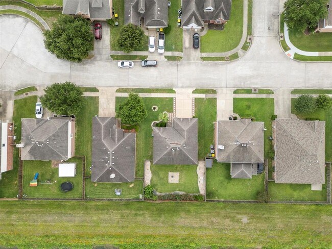 Foto del edificio - 6407 Hillock Ln