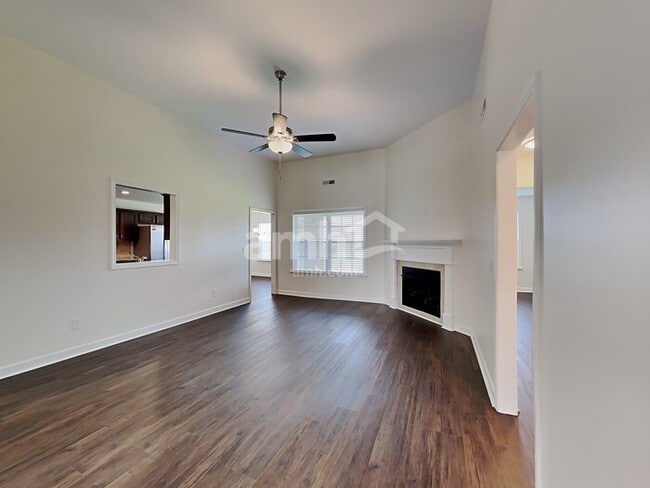 Building Photo - 2518 Auldridge Dr