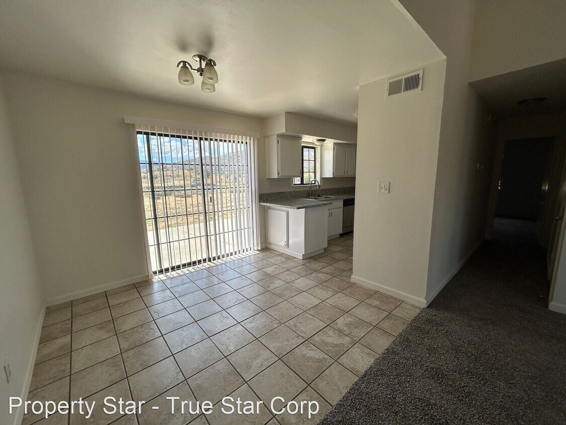 Primary Photo - 4 br, 2 bath House - 20300 Weston