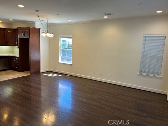 Foto del edificio - 768 S Stoneman Ave