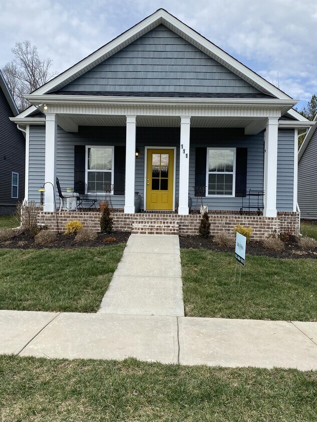 111 E Rarity Ridge Pkwy, Oak Ridge, TN 37830 House Rental in Oak