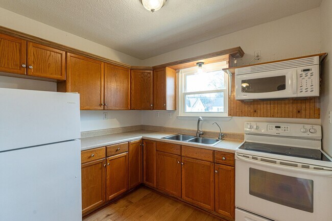 Foto del edificio - 3601 Cherryton Dr