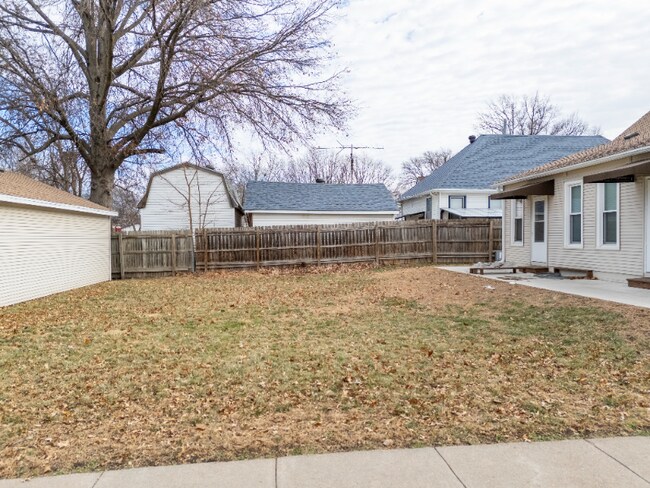 Foto del edificio - 6604 Ballard Ave