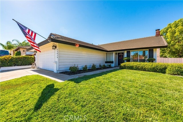 Primary Photo - 23028 Canyon Lake Dr N
