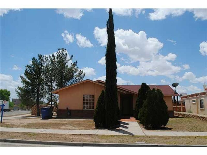 Primary Photo - 9894 La Morenita Cir