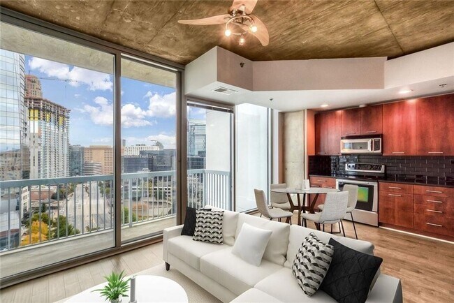 Foto del edificio - One bedroom condo located in heart of Buckhead!