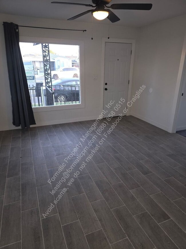 Photo - 120 E Century Blvd Apartment