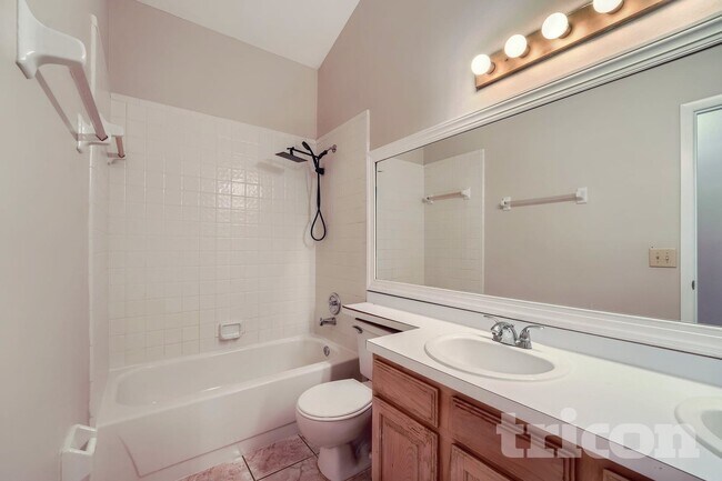 Building Photo - 2024 Norfield Ct