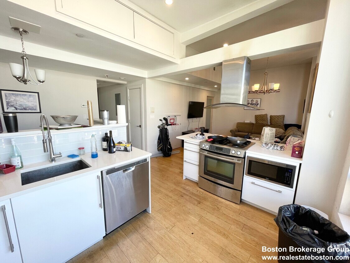 Foto principal - 40 Washburn St