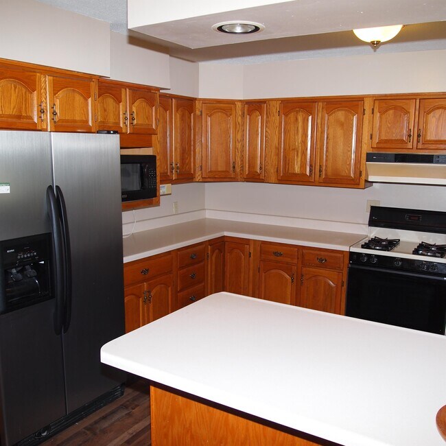 Foto del edificio - 5251 Hudson Rd