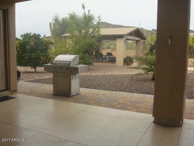 Foto del edificio - 3226 W Cloud Rd