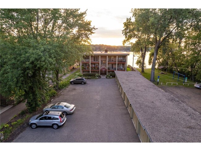 Foto del edificio - 101 Wildwood Beach Rd
