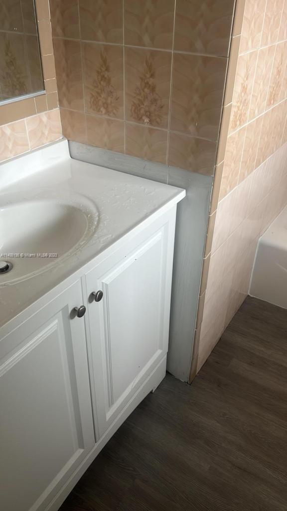 Foto del edificio - 3345 SW 23rd St