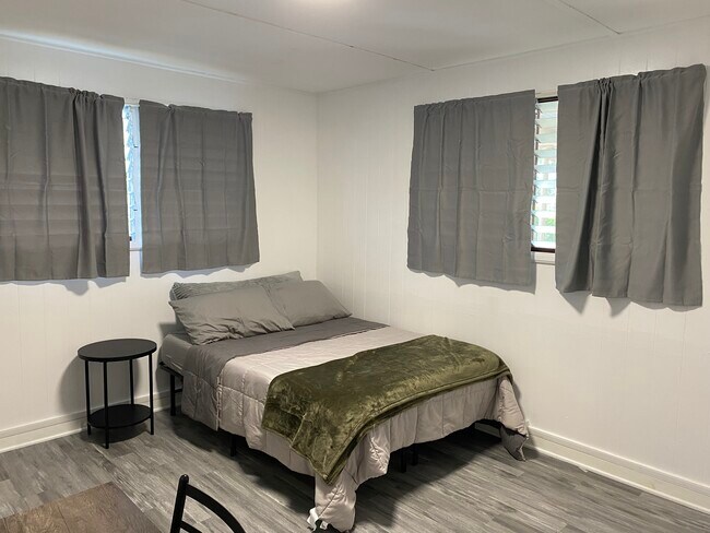 Foto del edificio - 110 Iwalani St