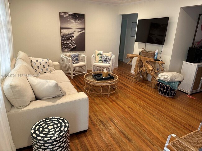 Foto del edificio - 130 Malaga Ave