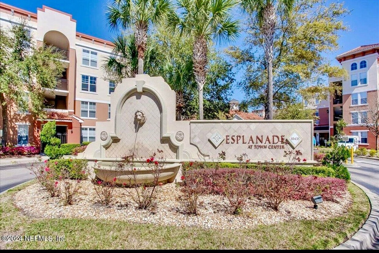 Foto principal - 10435 Mid Town Pkwy