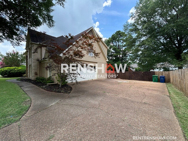 Building Photo - 8990 Armadale Dr