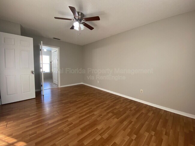 Foto del edificio - 11195 Cypress Leaf Dr