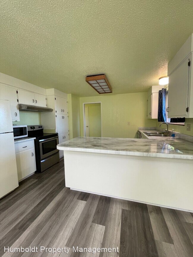Foto del edificio - 3 br, 2 bath House - 3197 Alice Avenue