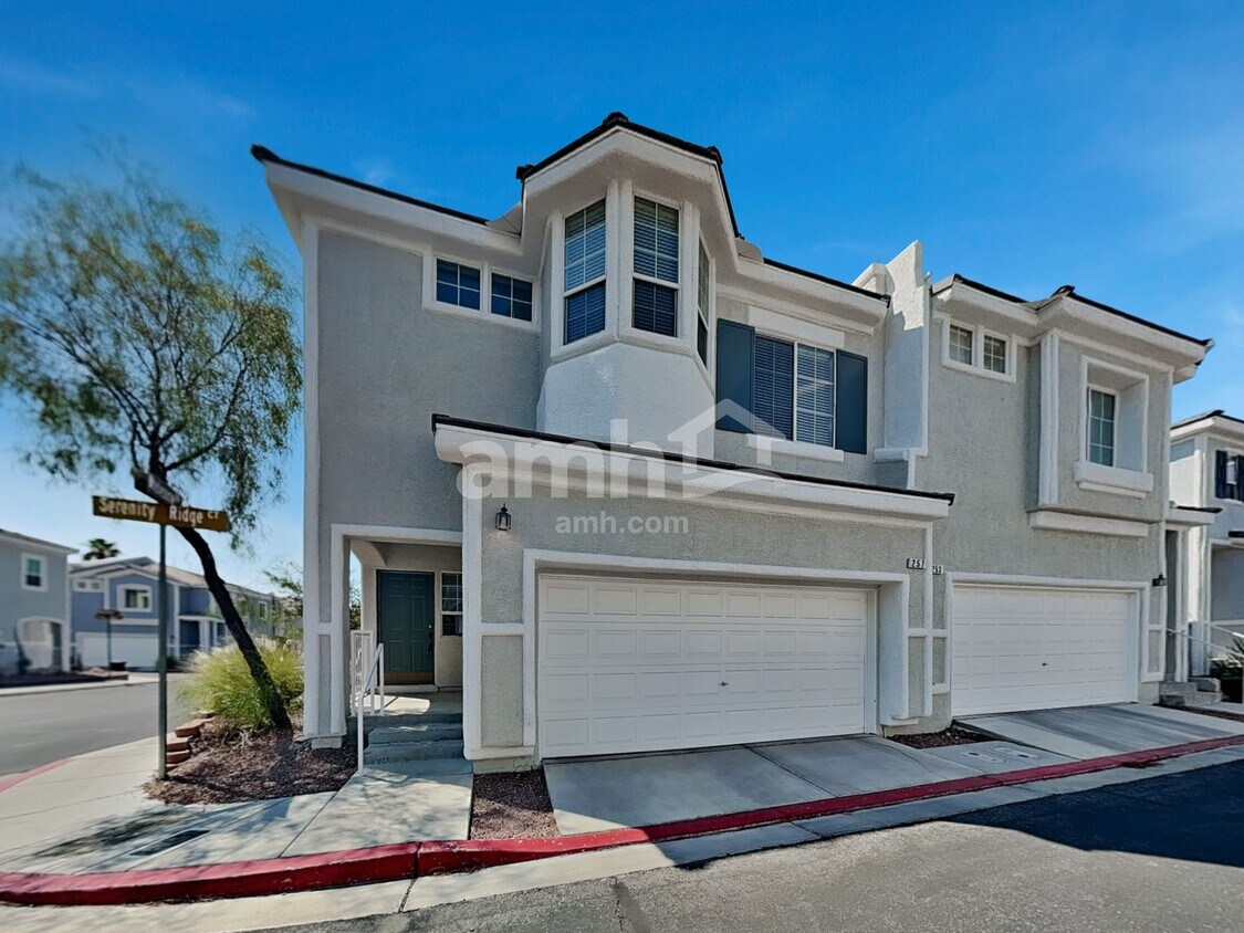 Foto principal - 257 Serenity Ridge Ct