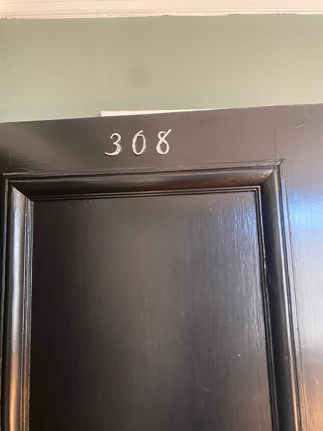 Primary Photo - 500 Leavenworth St
