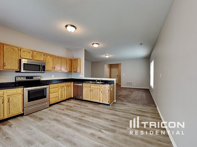 Foto del edificio - 3722 Laurel Cherry Ln