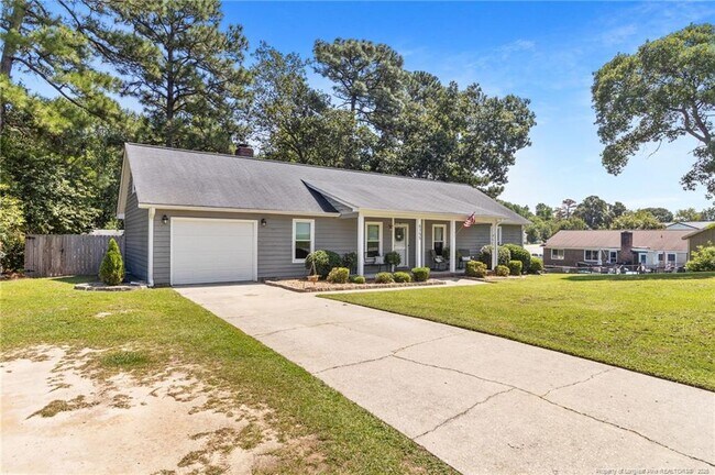 Building Photo - 6755 Brookshire St