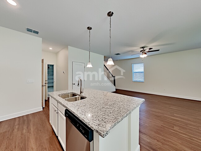 Foto del edificio - 2817 Wilder Meadows Ln