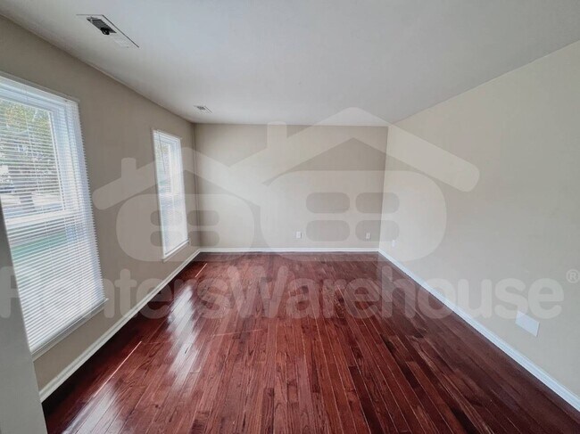 Foto del edificio - 4264 Derby Wharf Dr