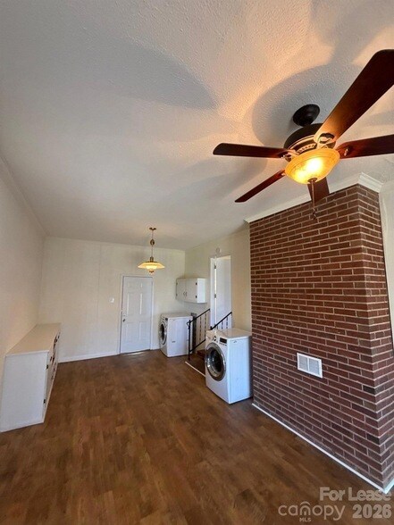 Foto del edificio - 104 Stowe Rd