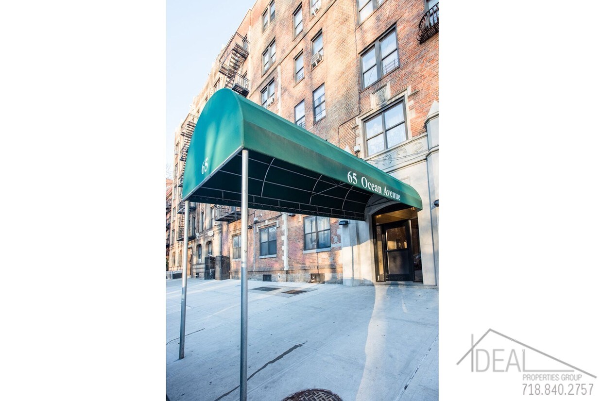 Foto principal - 70 Ocean Pkwy