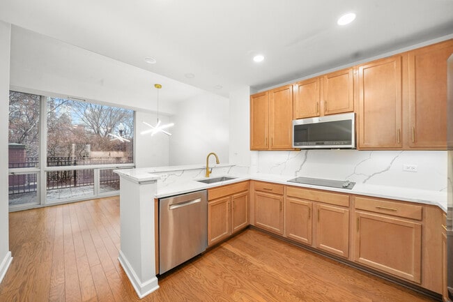 Foto del edificio - 1841 S Calumet Ave