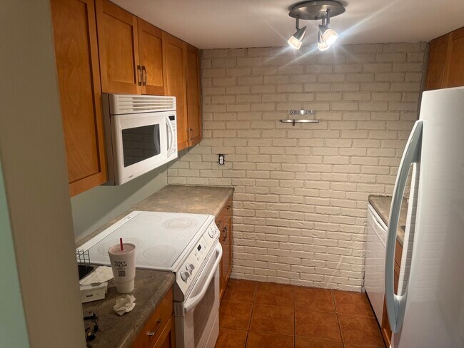 Foto del edificio - 1051 Mersey Bend Dr