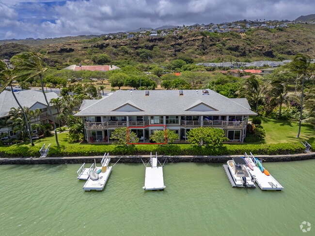 Building Photo - 7007 Hawaii Kai Dr