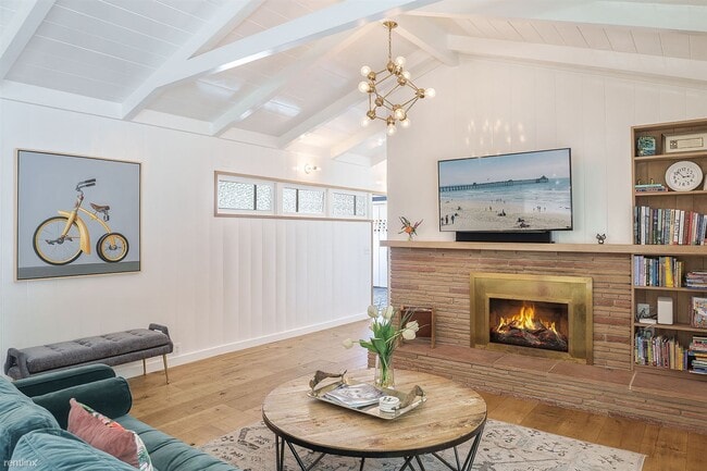 Building Photo - 4 br, 4 bath House - 3863 A Sea Change