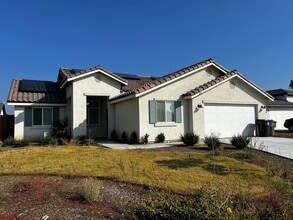 Building Photo - 812 Beaconsfield Ct