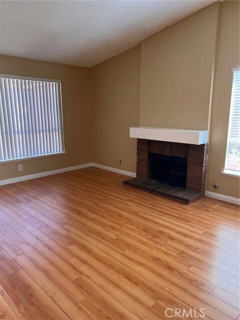 Building Photo - 4623 Avenida Rio Del Oro