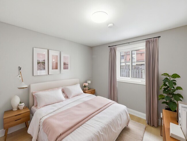 Building Photo - 208 Wilson St