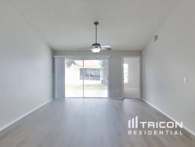 Building Photo - 1304 Sugar Maple Ln