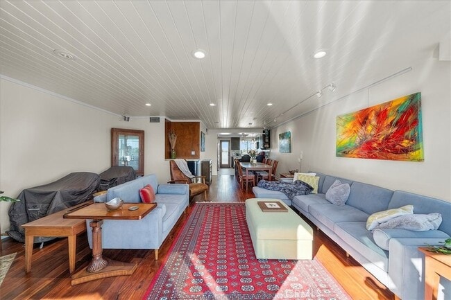 Photo - 760 Manhattan Beach Blvd Townhome