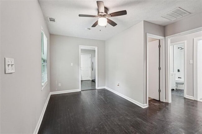 Foto del edificio - 172 Meador Way SE