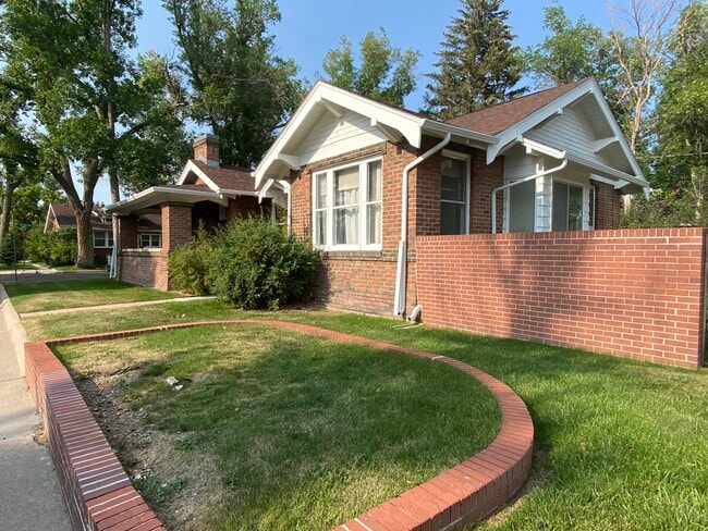 West side - 1323 W 31st St