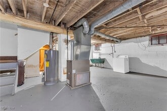 Building Photo - 3865 W 16th St