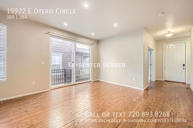 Building Photo - Elegant 3-Bed, 3-Bath Luxury Townhome in C...
