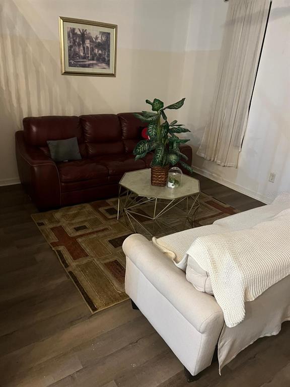 Building Photo - 1207 S Beach Cir